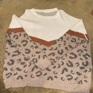 Easel SUPER soft color blocked sweater with cream & cheetah!